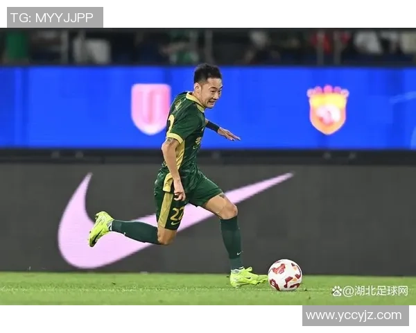 足球巨星因骨折缺席赛季 伤情成焦点引发全球关注 足球巨星因骨折缺席赛季 伤情成焦点引发全球关注